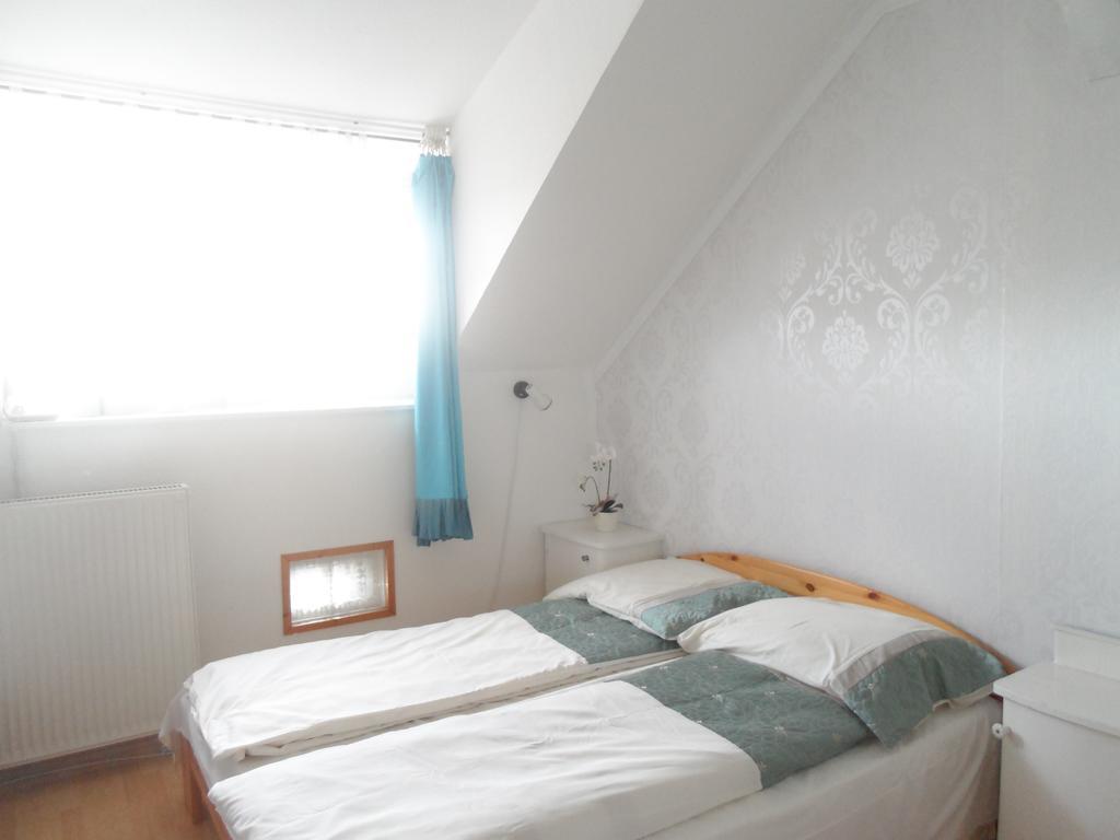 Garden 39 Vendégház Szeged Habitación foto