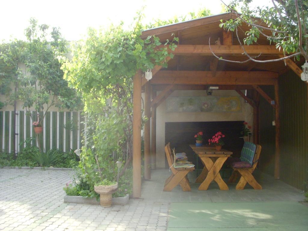 Garden 39 Vendégház Szeged Exterior foto